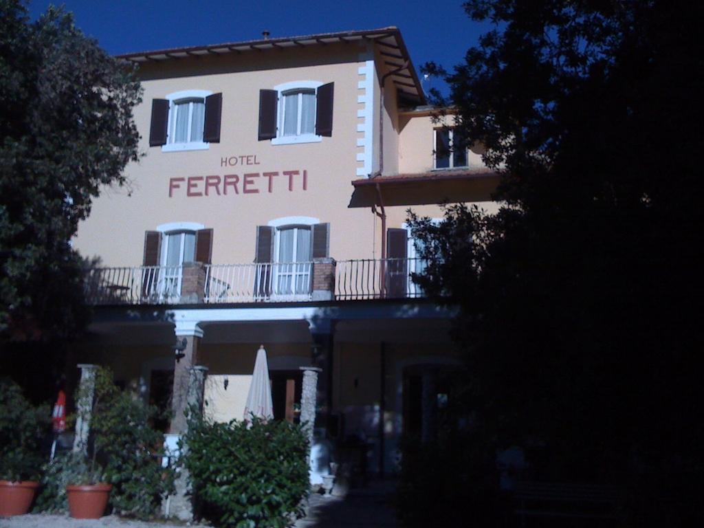 Albergo Ristorante Ferretti Monteluco Exterior foto